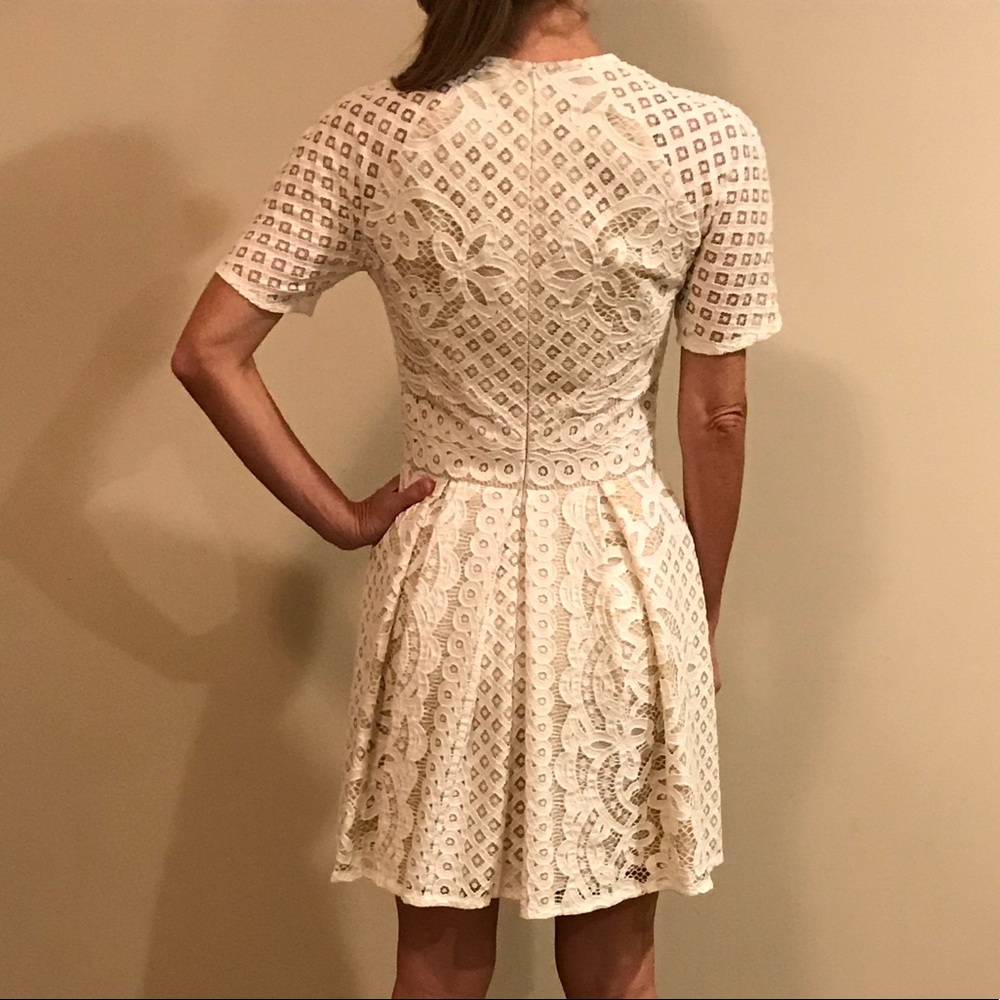 LOVER Cream Lace Dress Size 2 - Picture 4 of 6